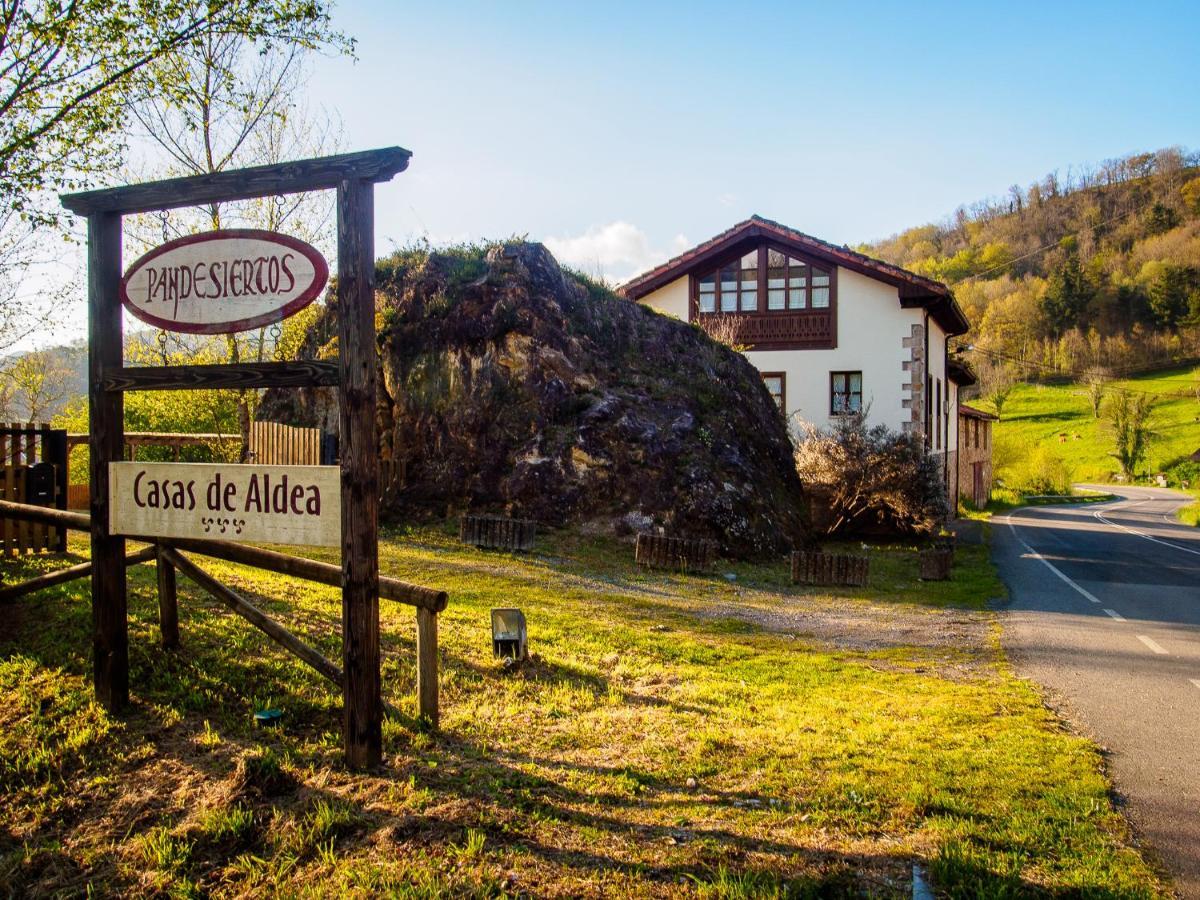 Casas Rurales Pandesiertos Cangas de Onis Bagian luar foto