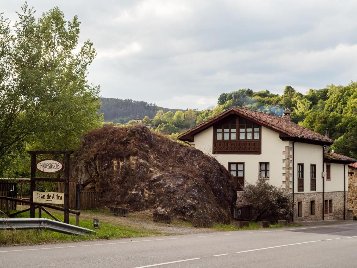 Casas Rurales Pandesiertos Cangas de Onis Bagian luar foto